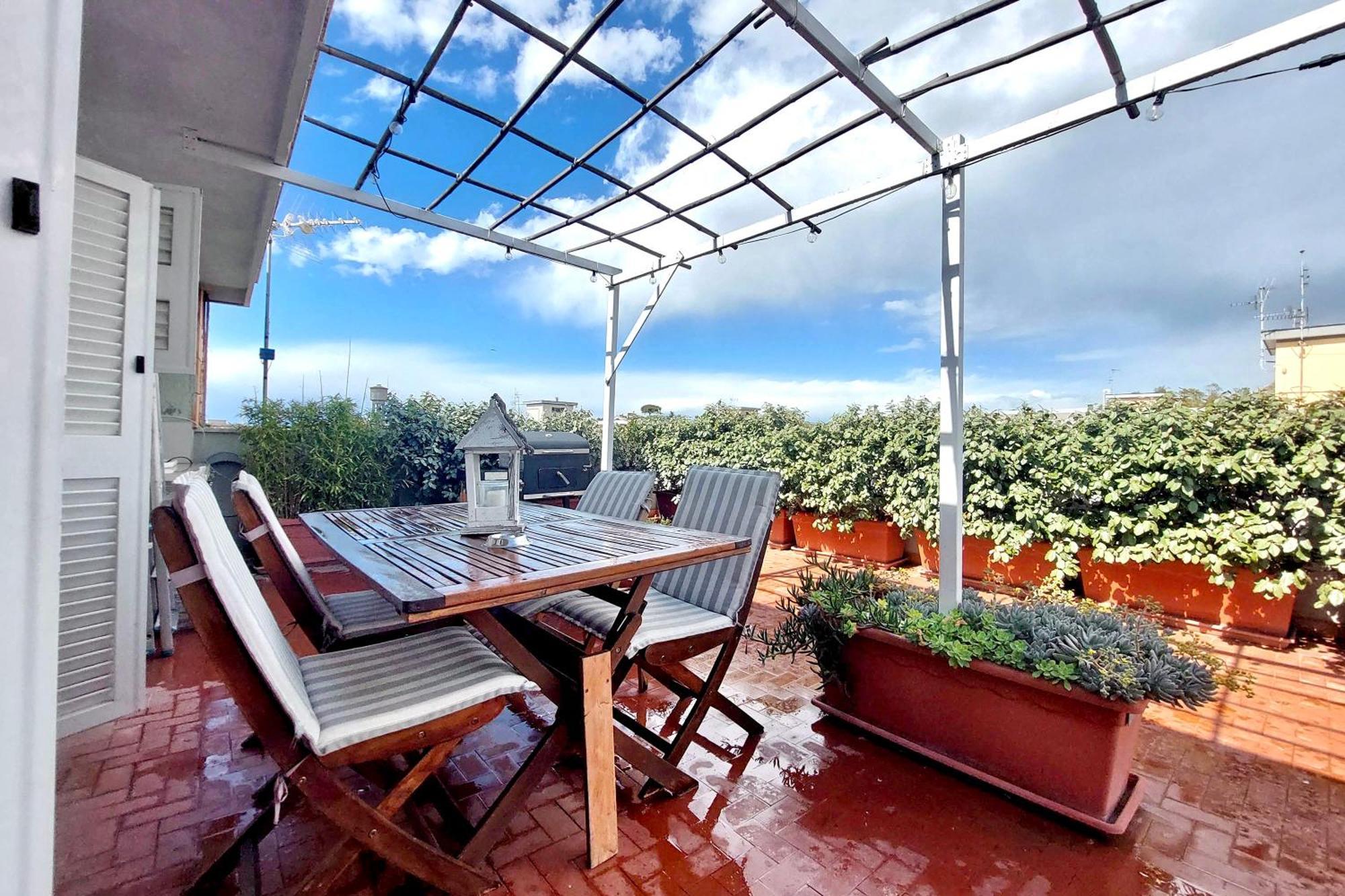 The Attic Apartment Civitavecchia Luaran gambar
